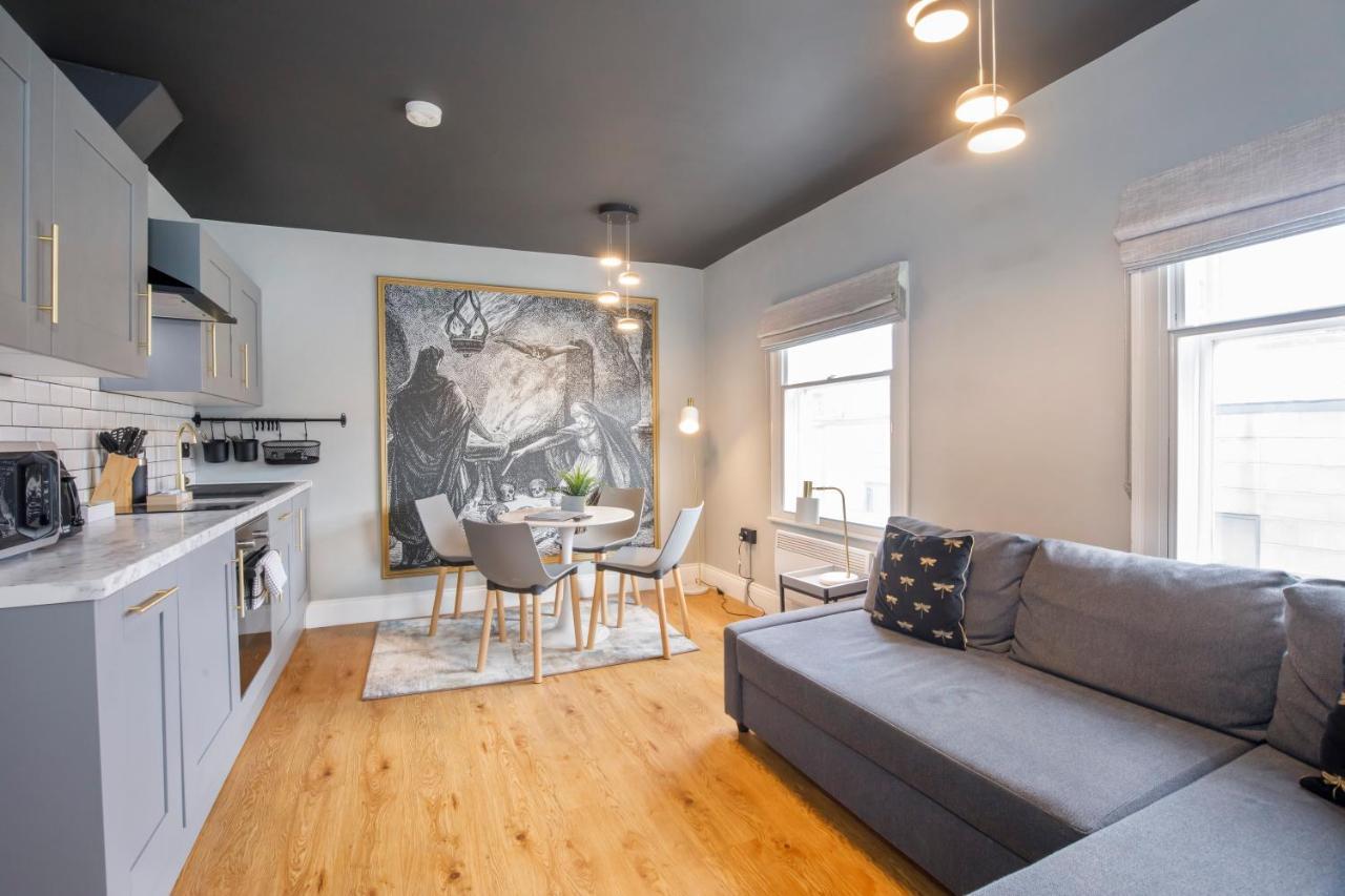 Bateman, Modern Centre Sleeps 6 *